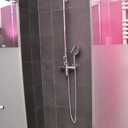 شقة At خنت